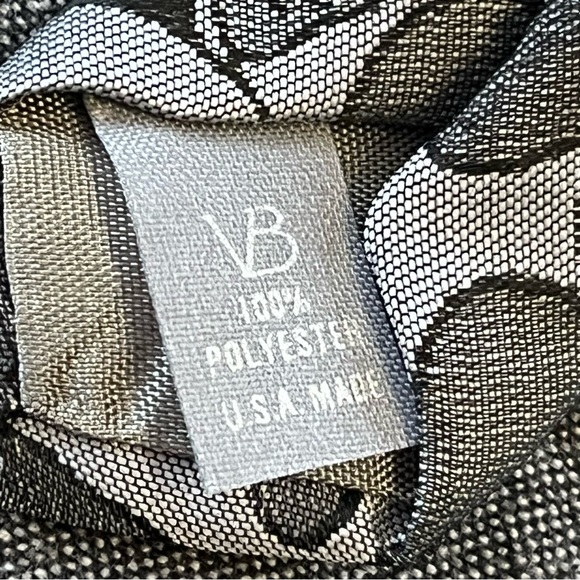 Disney Mickey Mouse Grey Neck Tie EUC - Picture 6 of 7